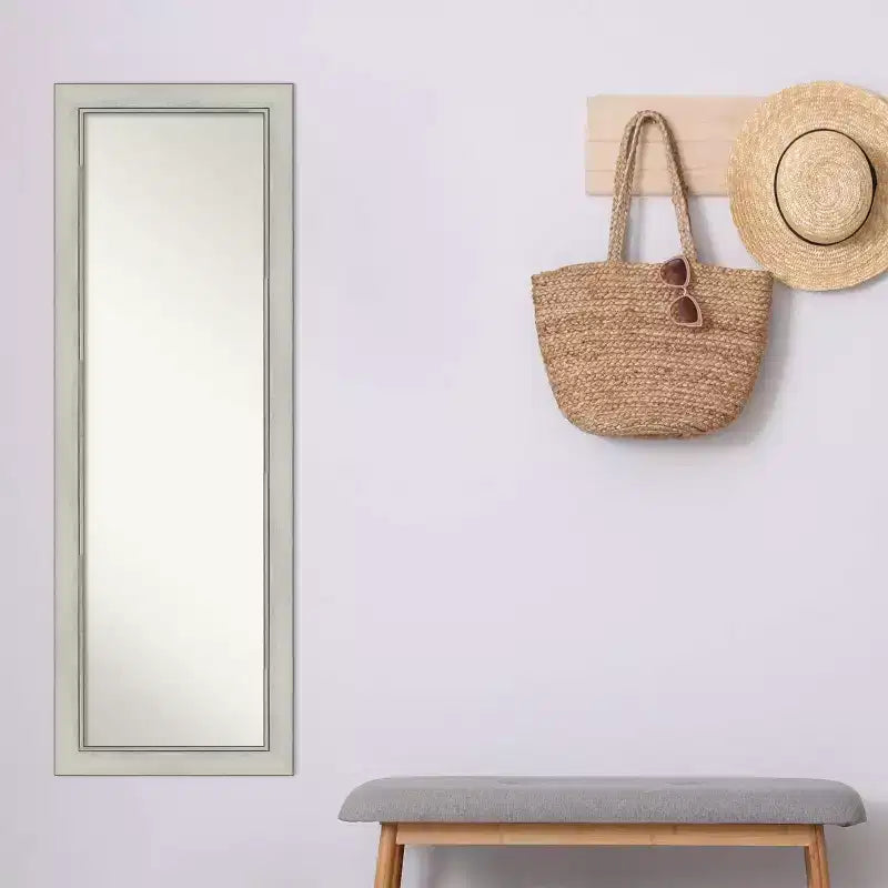 Miroir mural et de porte pleine longueur avec cadre patine argentée, 18" x 52"