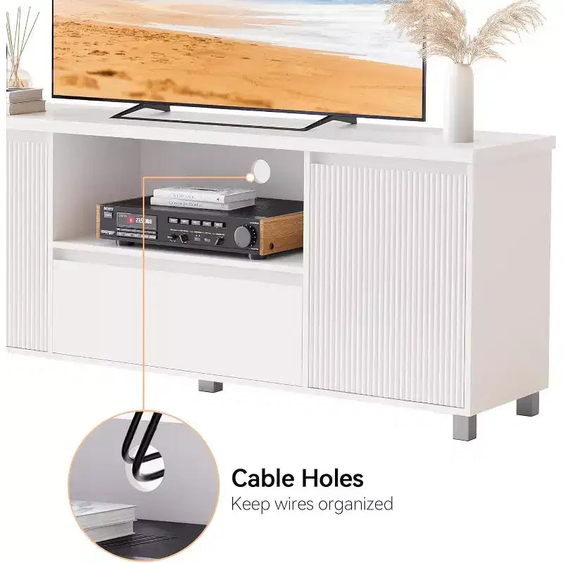 Meuble TV cannelé avec rangement – Convient aux téléviseurs jusqu'à 70 pouces, blanc
