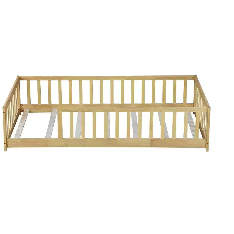 Lit au sol Montessori une place avec clôture de sécurité et barrières de protection