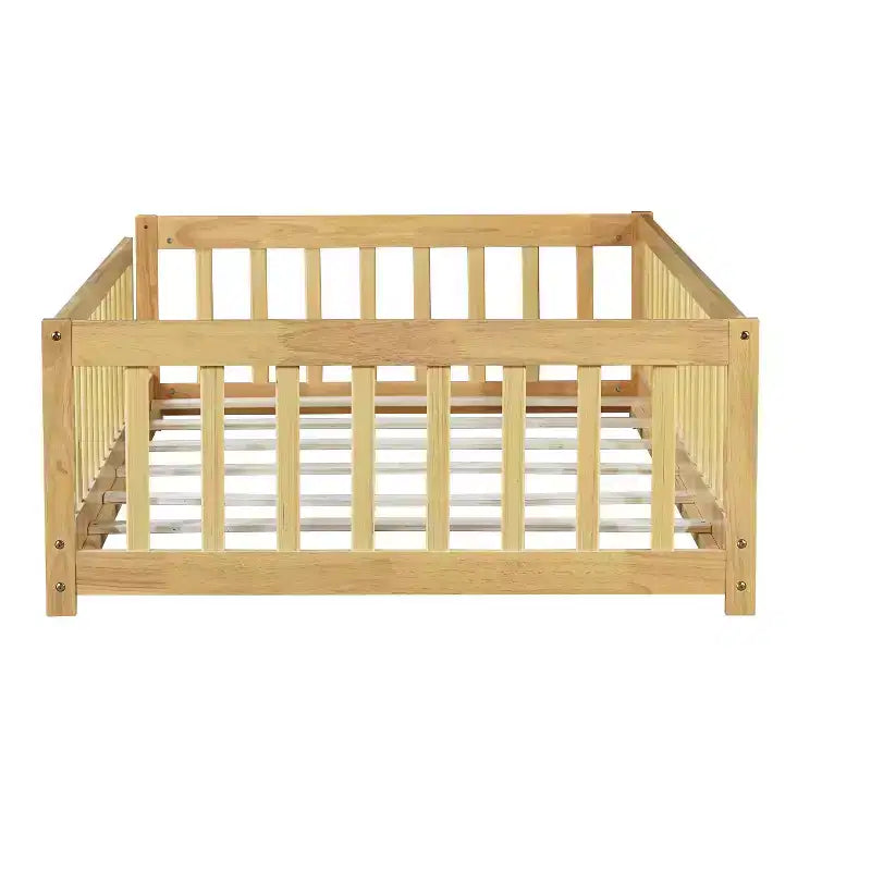Lit au sol Montessori une place avec clôture de sécurité et barrières de protection