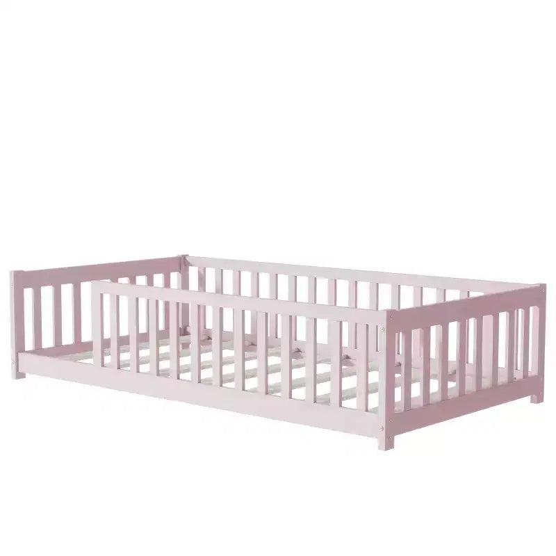 Lit au sol Montessori une place avec clôture de sécurité et barrières de protection