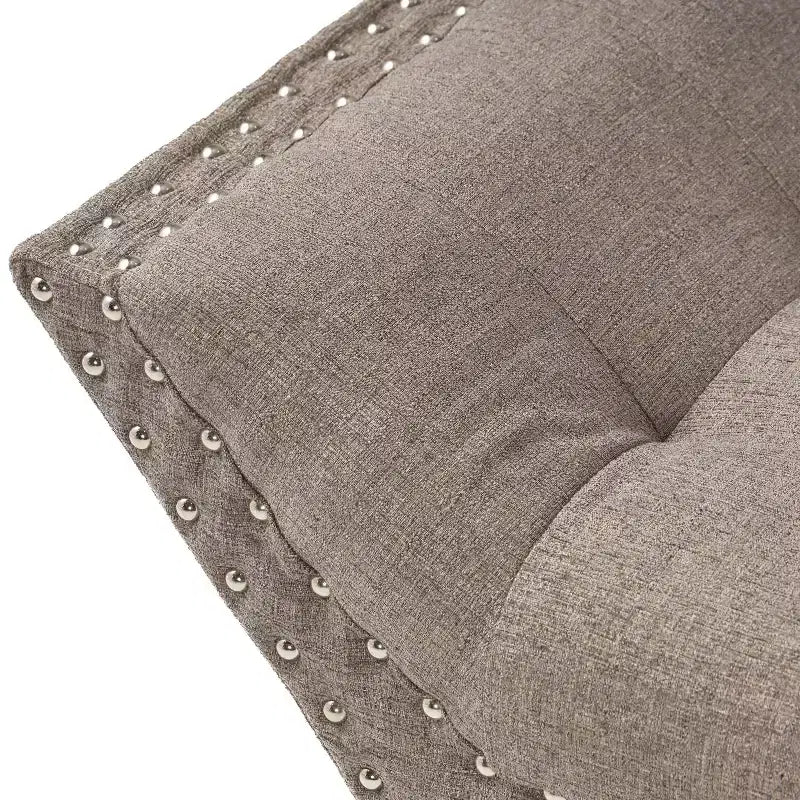 Banc ottoman capitonné vintage de 35,5 po – Pieds en bois de bouleau, garniture cloutée, gris