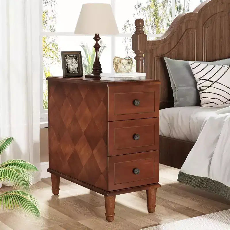 Table d'appoint étroite en bois à 3 tiroirs – Table de chevet entièrement assemblée pour chambre et salon