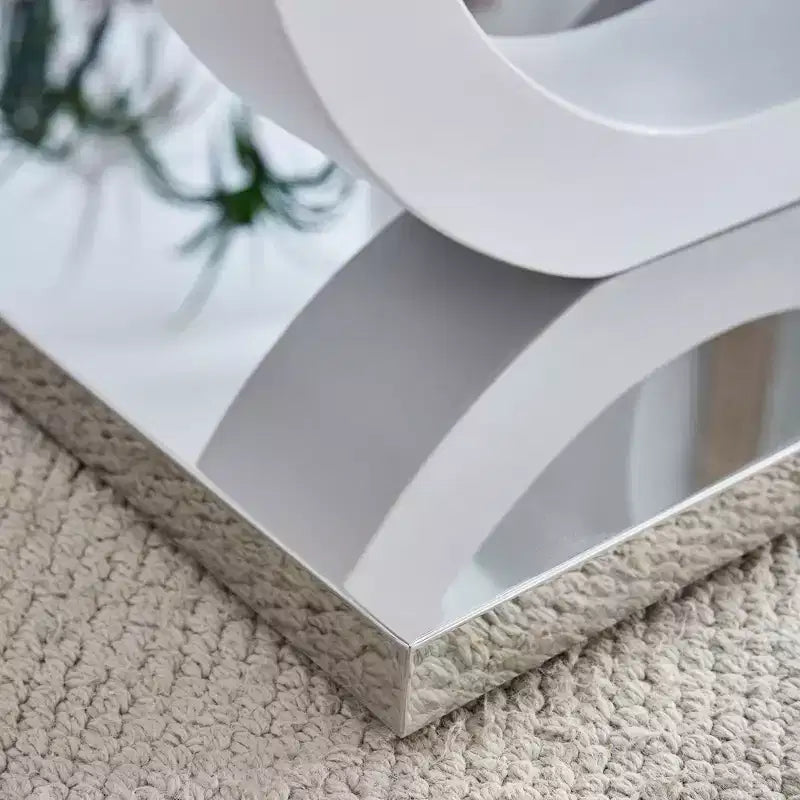 Table basse en verre avec piètement annulaire en MDF